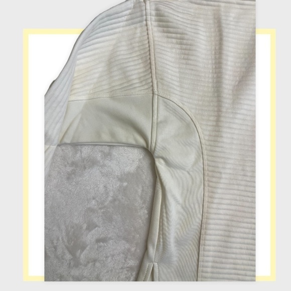 Nwt‎ TAHARI Sport Active Athletic Turtleneck Long Sleeve Fitness Pullover Size S - Picture 7 of 8